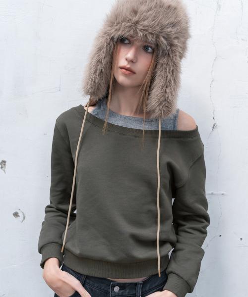 오프숄더 레이어드 스웻 셔츠_MIWLWFV09A