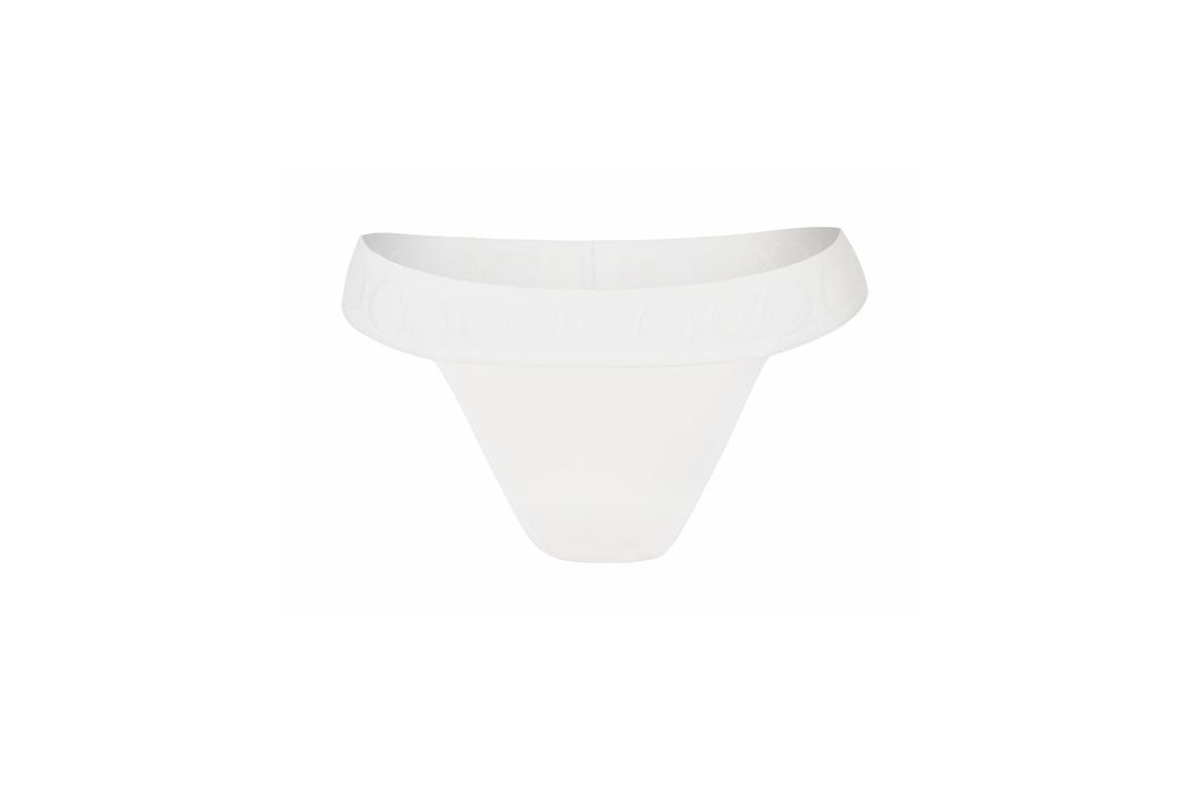 Chiral Signature Tooling Tanga White