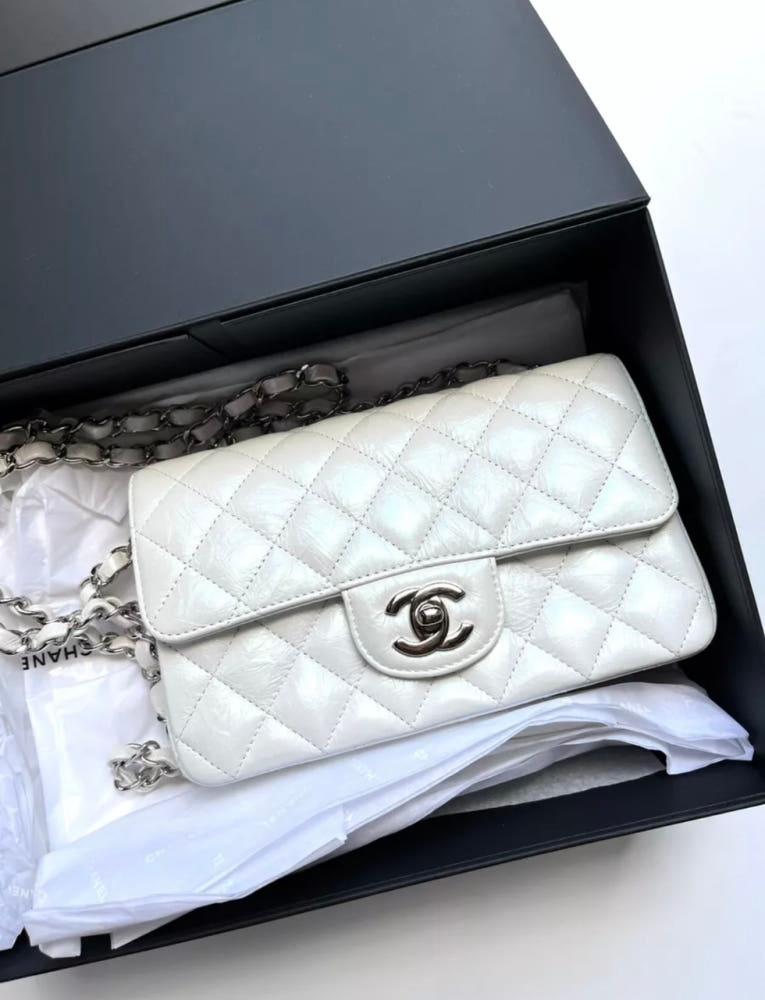 정품 새상품 샤넬 뉴미니 클래식 미니 체인백 이리데슨트 펄 화이트 카프스킨 바로배송[관부가세포함]