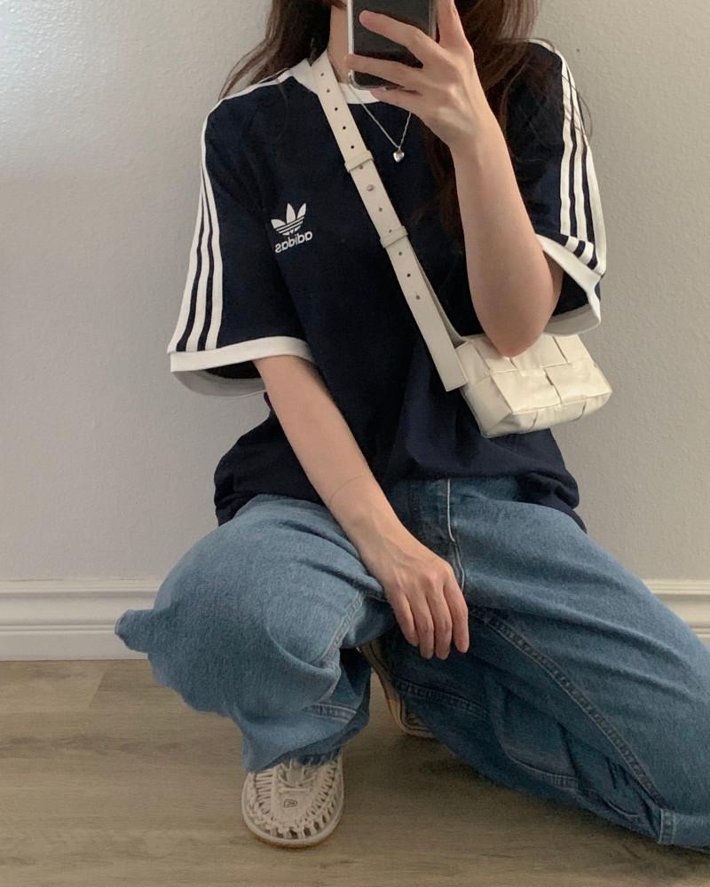 아디다스 남녀공용 오리지널 아디컬러 클래식 삼선 나그랑 반팔티 12컬러