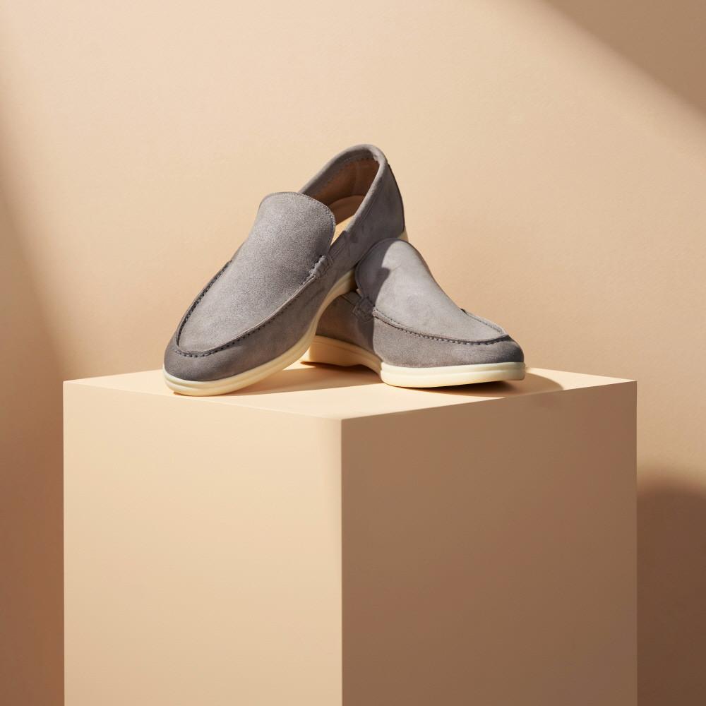 에레노 남여공용 수제 로퍼 그레이 수제화 커플 스웨이드 세무 양가죽 로로 스타일