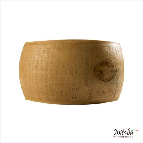 MANTOVA 만토바 파르미지아노 레지아노휠 치즈 ±40Kg