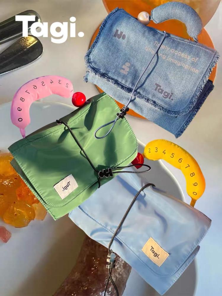 Tagi 휴대용 롤 파우치 여행용 화장품 가방