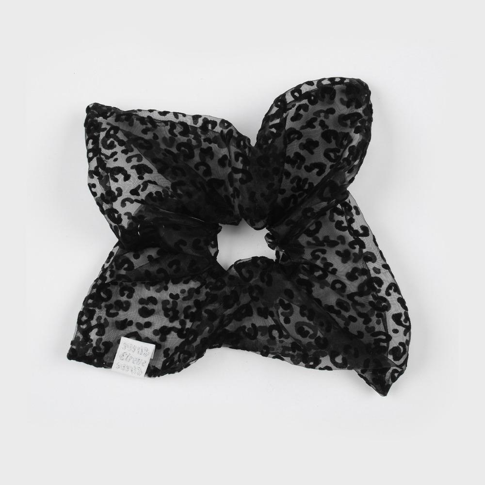 LEOPARD ORGANZA SQUARE SCRUNCHIE (BLACK)