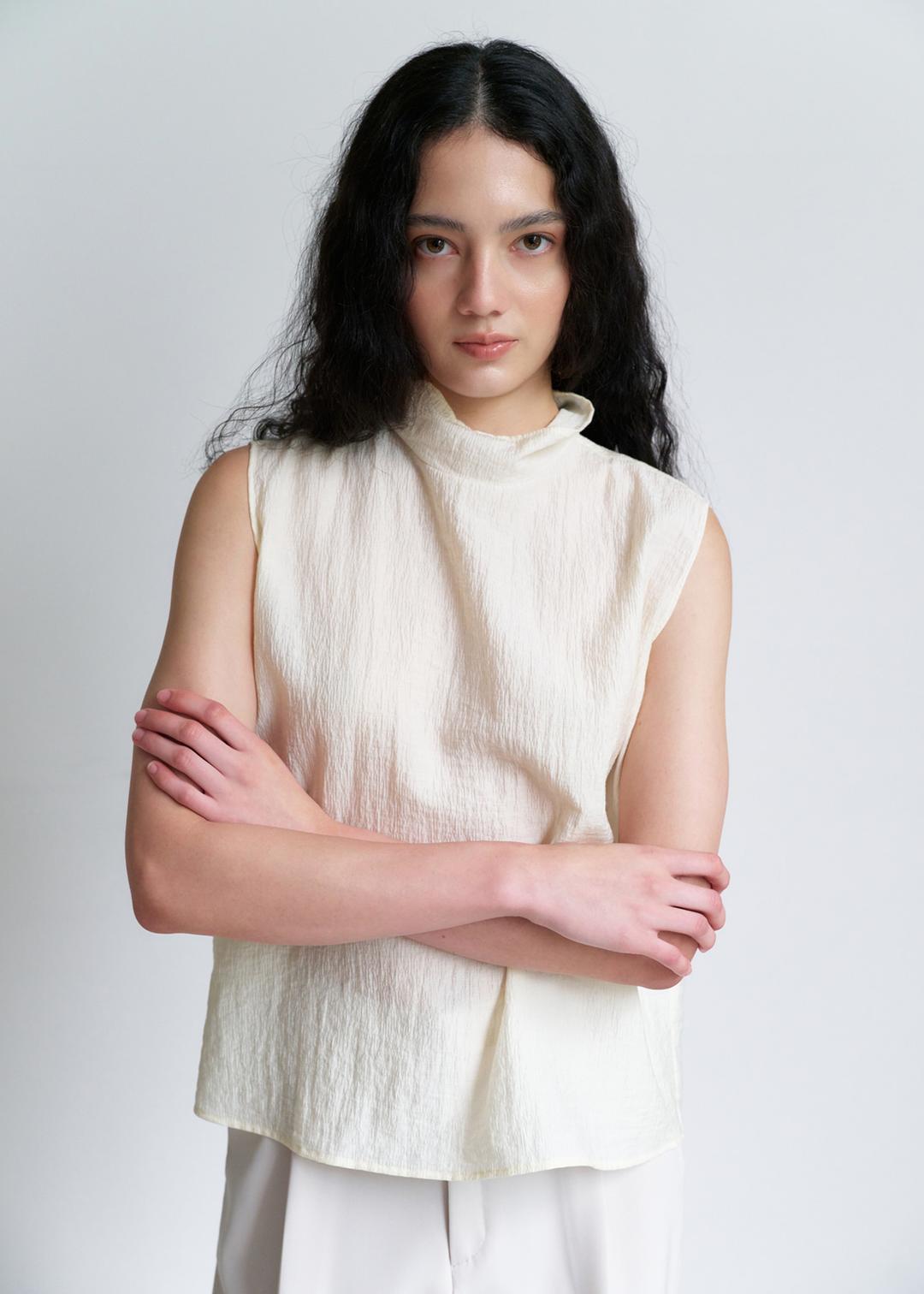 GETTER SLEEVELESS BLOUSE (IVORY)