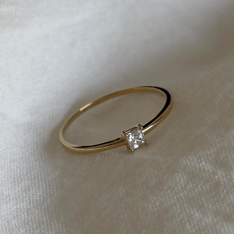 14k Erin ring