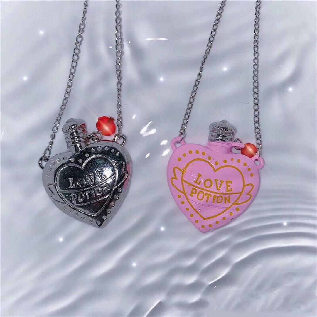 LOVE 포션 목걸이 (2 colors)