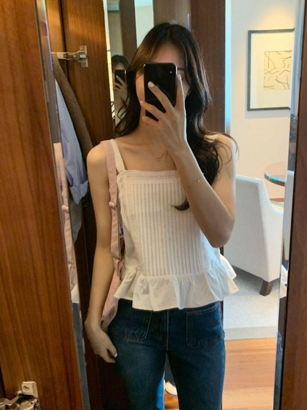 뮬 프릴 레이스 슬리브리스 (1 color)