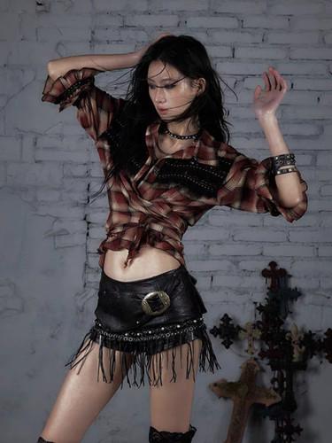 Gingham Lace Flared Mid-Sleeve Top