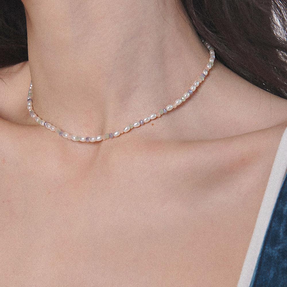 PASTEL PEARL NECKLACE