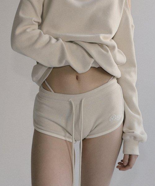 비욘드 소프트 돌핀 숏츠 - 크림