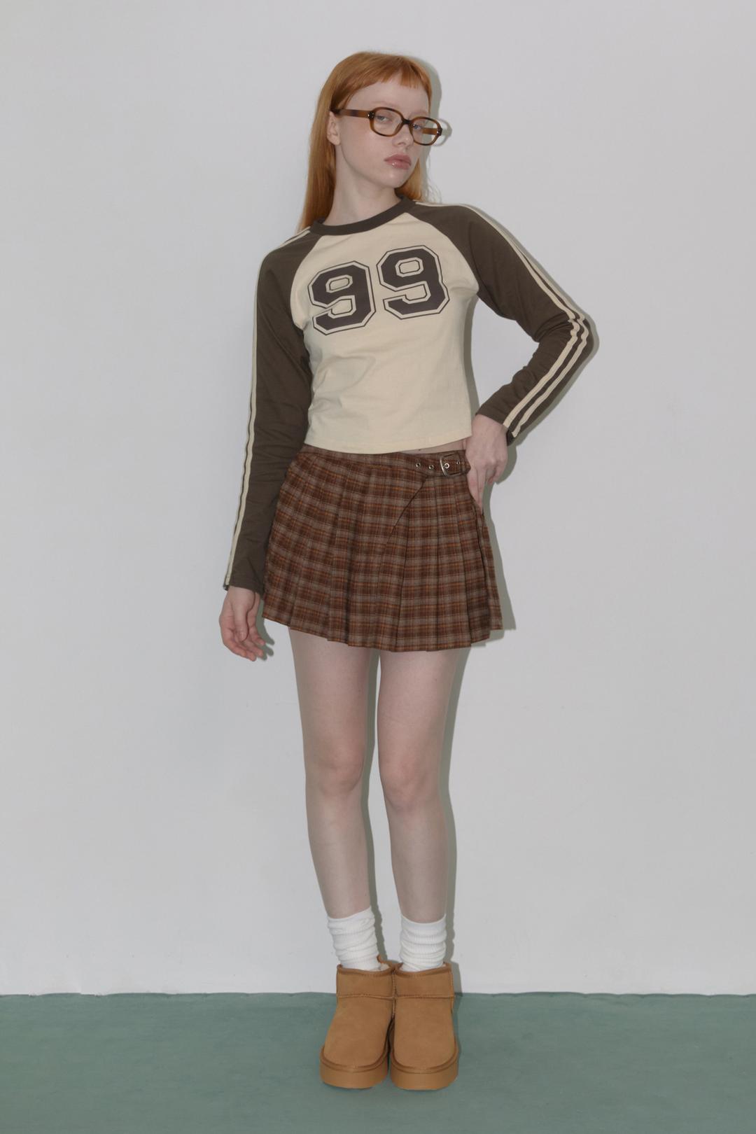 Classic pleats skirt brown