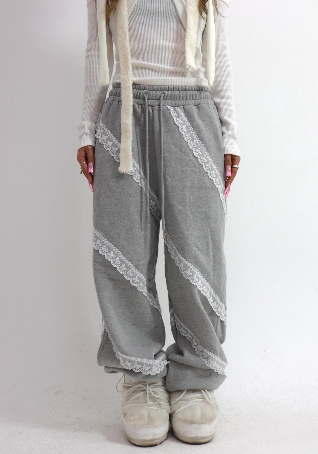 WHIPPING LACE CREAM SWEAT PT