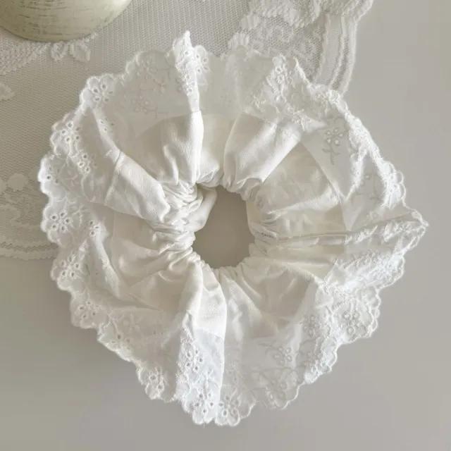크림아이보리 이중러플 펀칭레이스 곱창 머리끈 스크런치 헤어슈슈