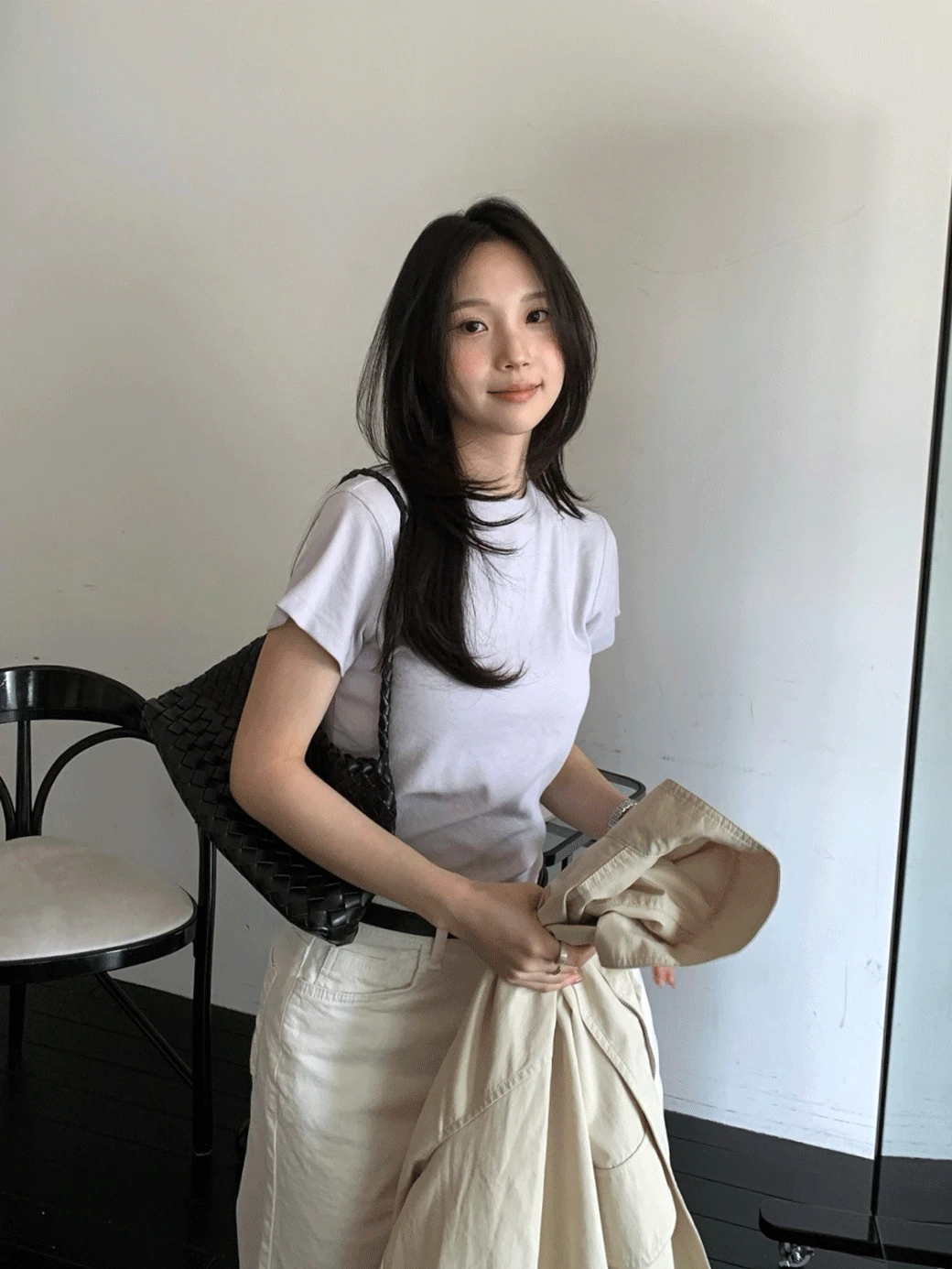 DJ. Unday Basic Round Tee