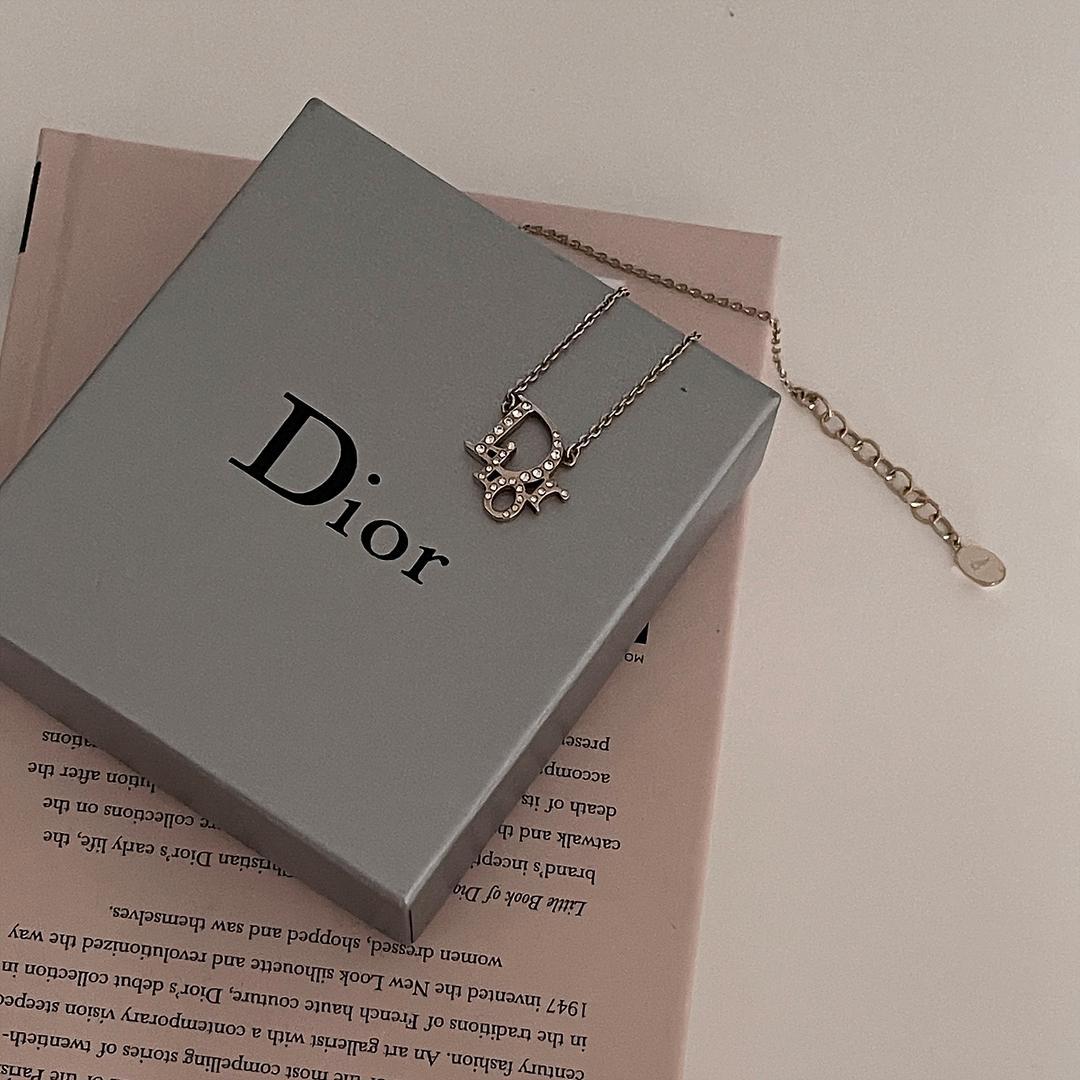 DIOR champagne gold stone logo necklace