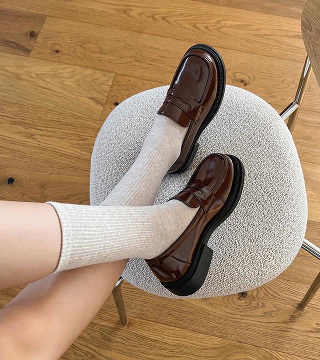 꼼꼼구두 다젤 통굽 페니 로퍼(4cm) COH383