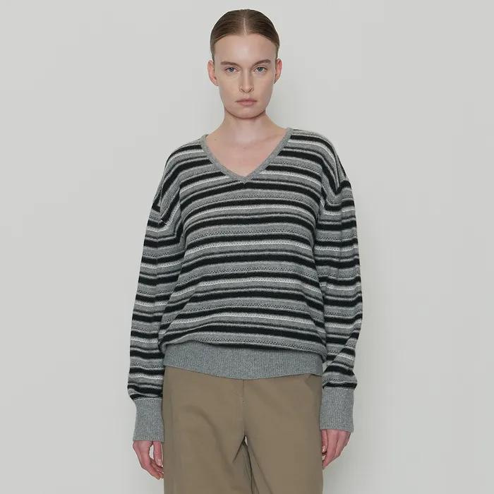 [5th] Oscar Stripe V-Neck Knit - Black
