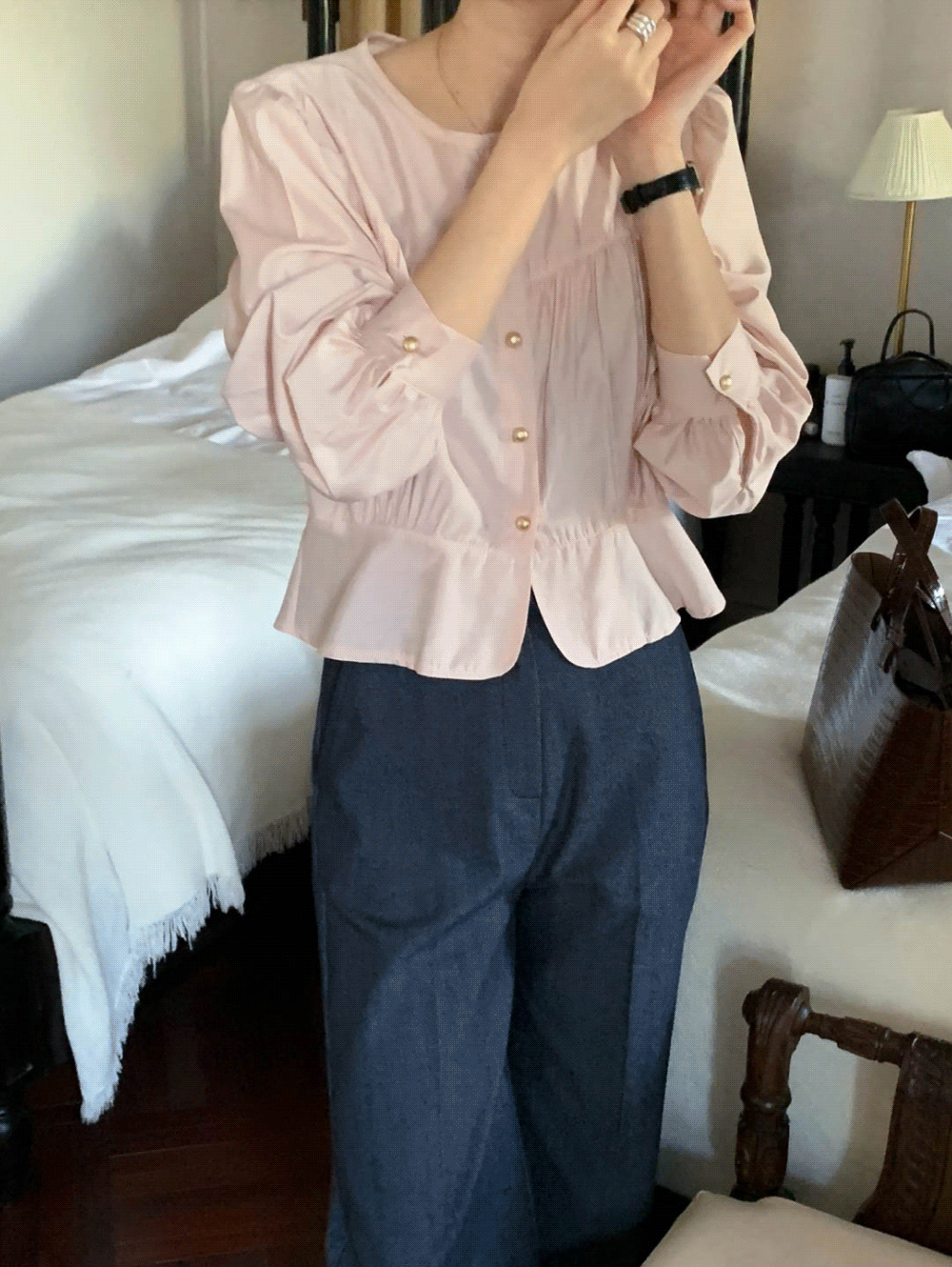 샵보애 slowb 슬로우비 랑데뷰 라운드넥 봄 블라우스 bl (3col)