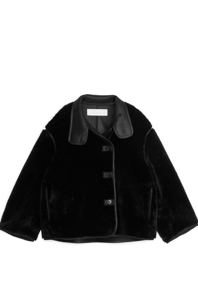 Arket 아르켓 포 퍼 재킷 Faux Fur Jacket 블랙색상 데일리 캐주얼룩