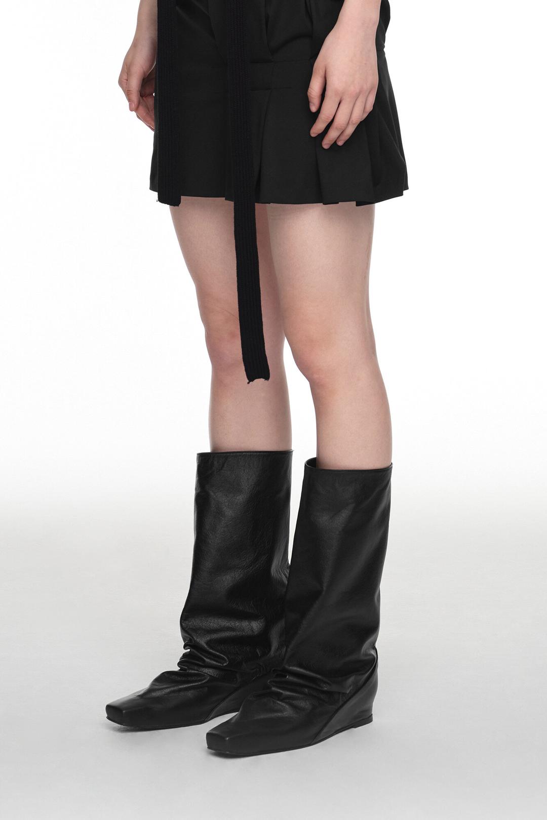 SQUARE TOE BOOTS LEATHER BLACK