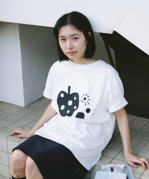 APPLE DOT OVERFIT T-SHIRT, IVORY