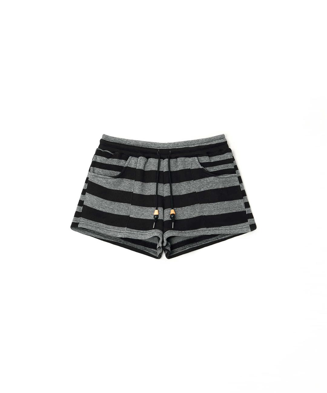 HA - RU WINTER SHORTS - BLACK