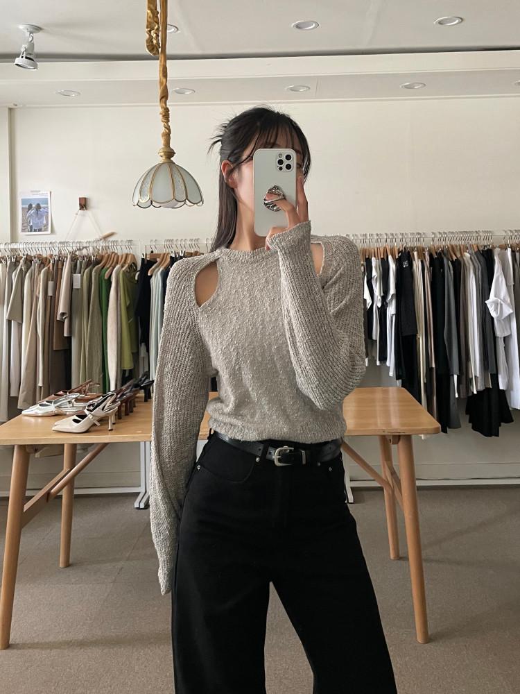 유키 여리여리 여름 긴팔 시스루 어깨트임 오프숄더 니트 (2color)