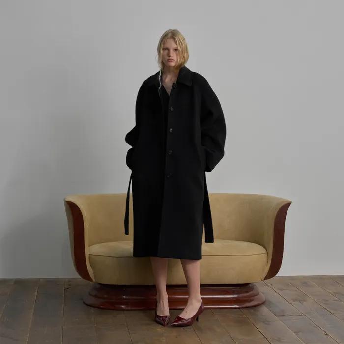 Belivet Balmacaan Coat (Black)