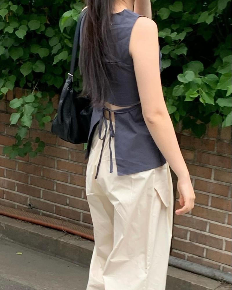 toast back point blouse