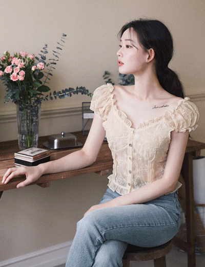Romantic flower lace blouse