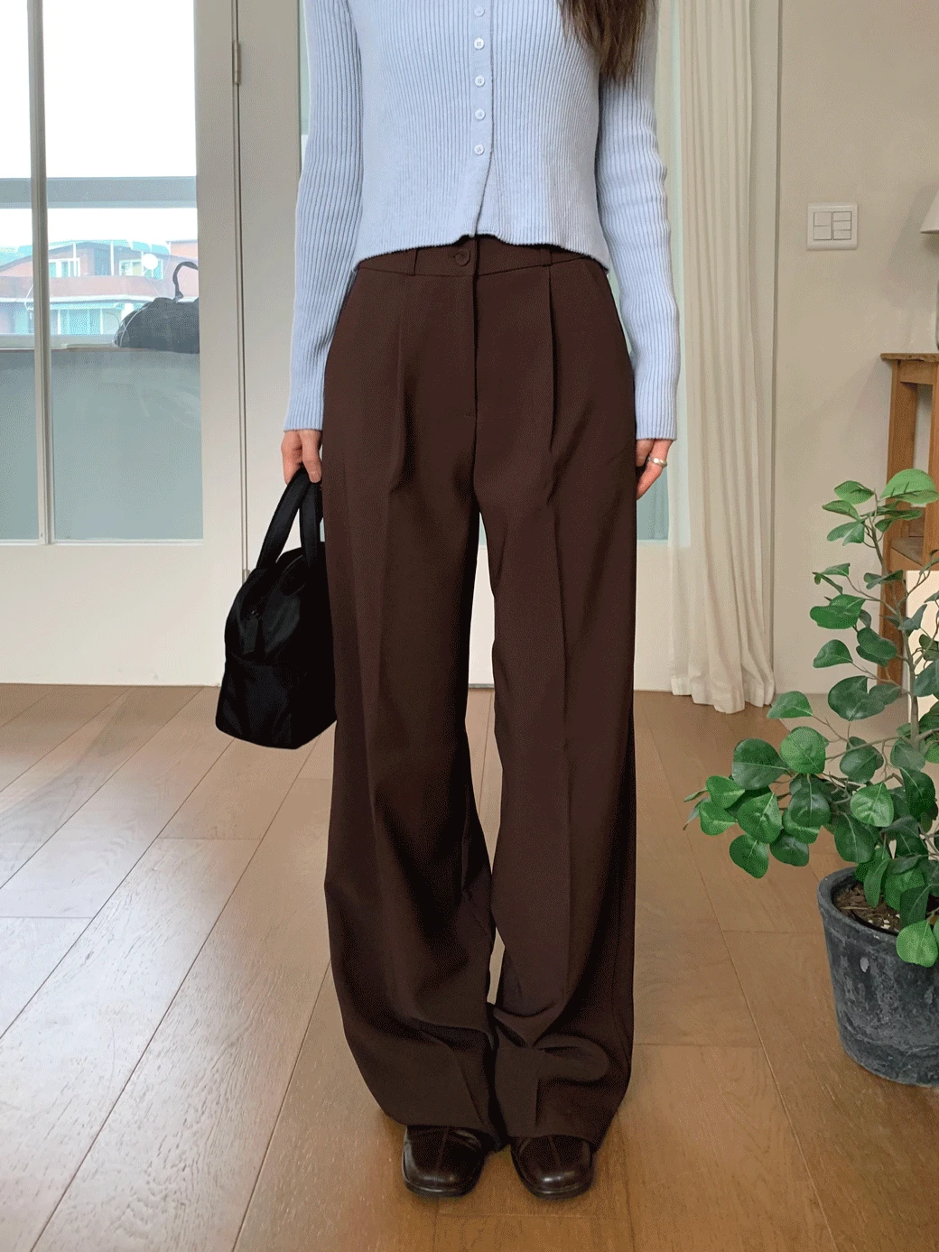RM. Basic Pintuck Wide Slacks
