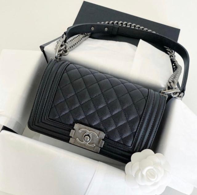 CHANEL 샤넬 보이백 A67085 A67086 A92193