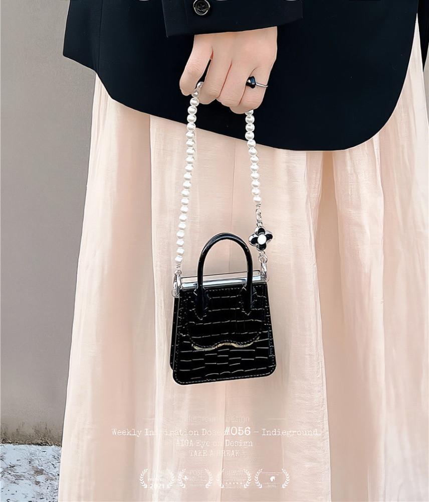 갤럭시 지플립6케이스 Z플립6케이스 명품 악어 가죽 미니백 스트랩 목걸이