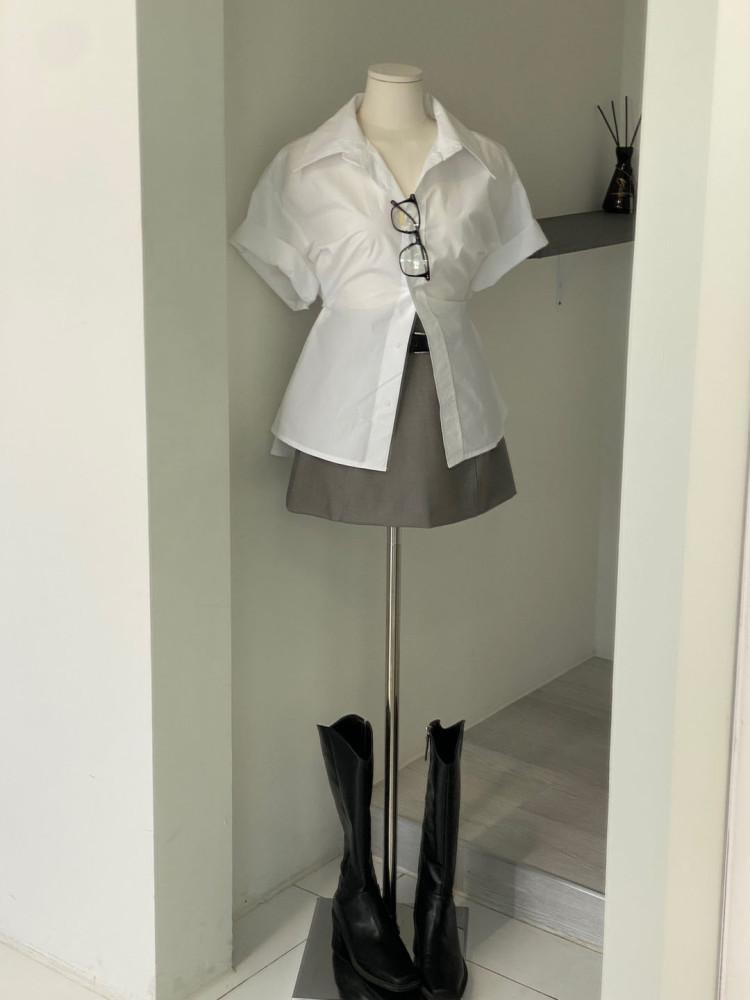 (허리 조절 가능) 사이드 버튼 라인 반팔 셔츠