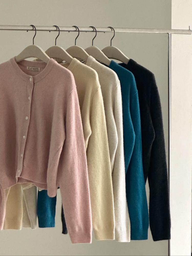 [핑크, 블루 바로배송]FWH 라떼 라쿤 울 니트 가디건 5col 라운드넥 데일리 베이직 겨울 와이더즈잇
