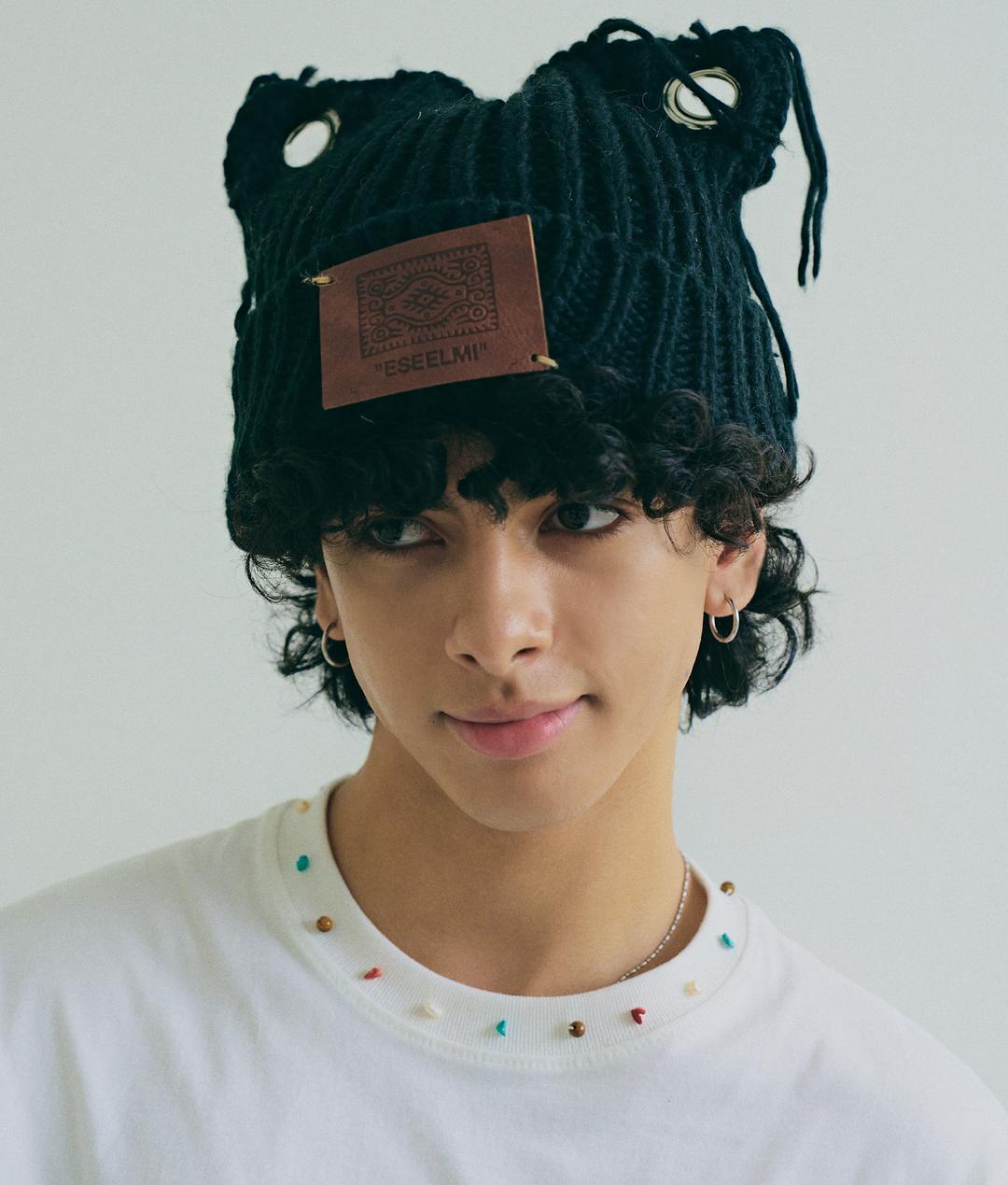 RECTANGLE EYELET KNIT HAT