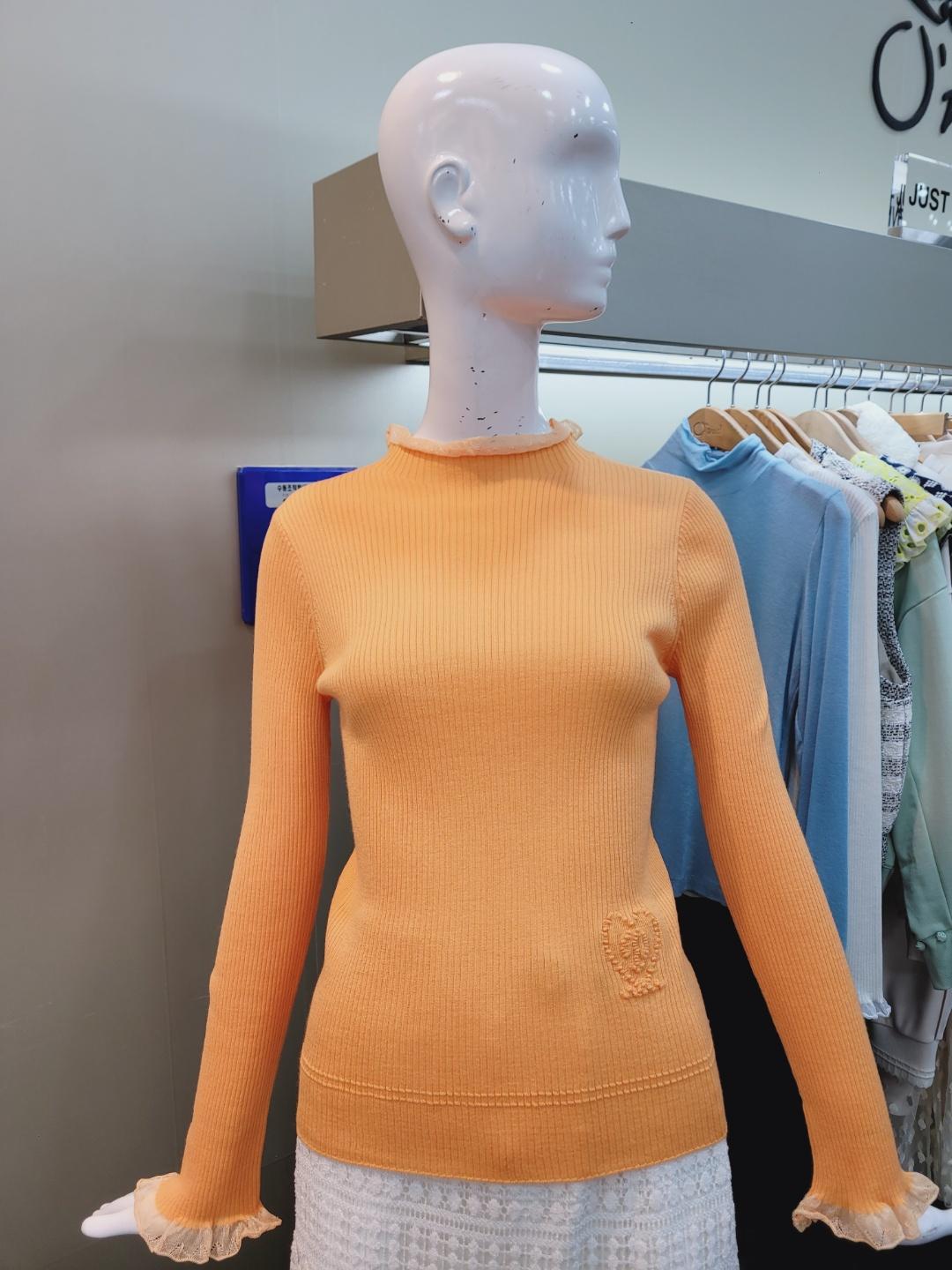 [오즈세컨]프릴 니트 티셔츠 O22B0KTO105W(WD)