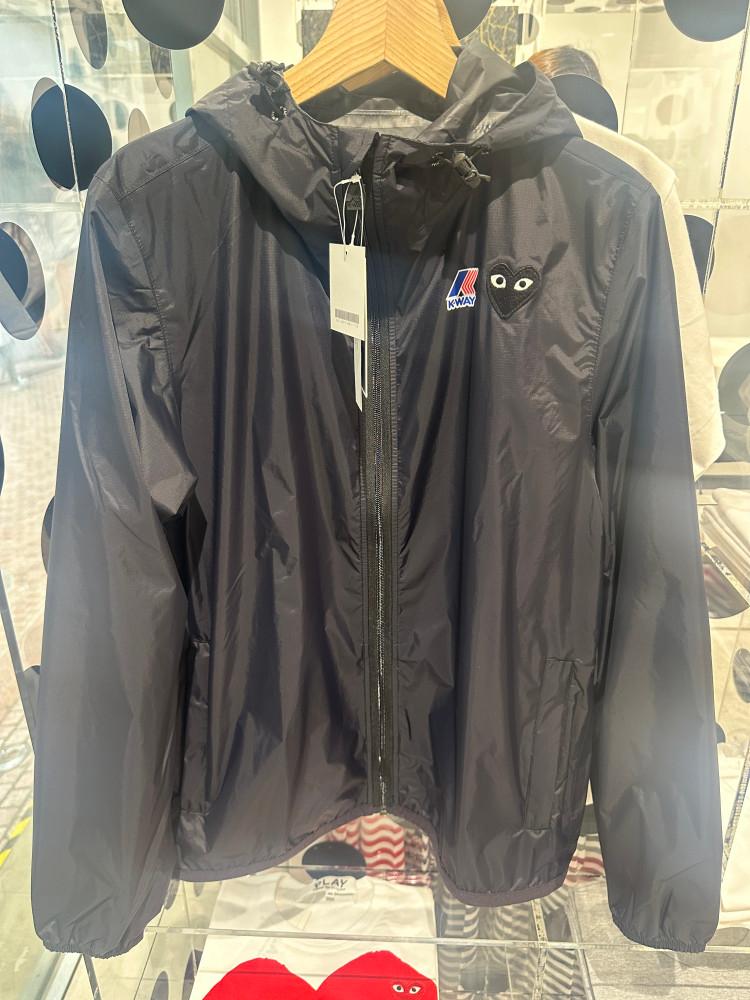 꼼데가르송 K-Way 나일론 바람막이 블랙 AZJ507