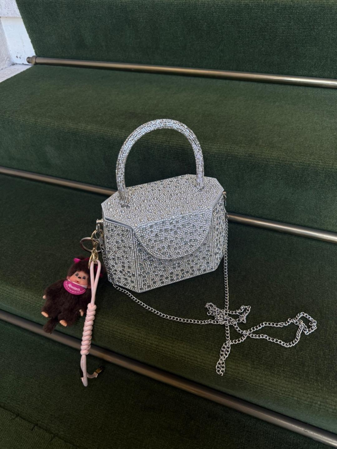 다이아몬드 백 프리오더 2차