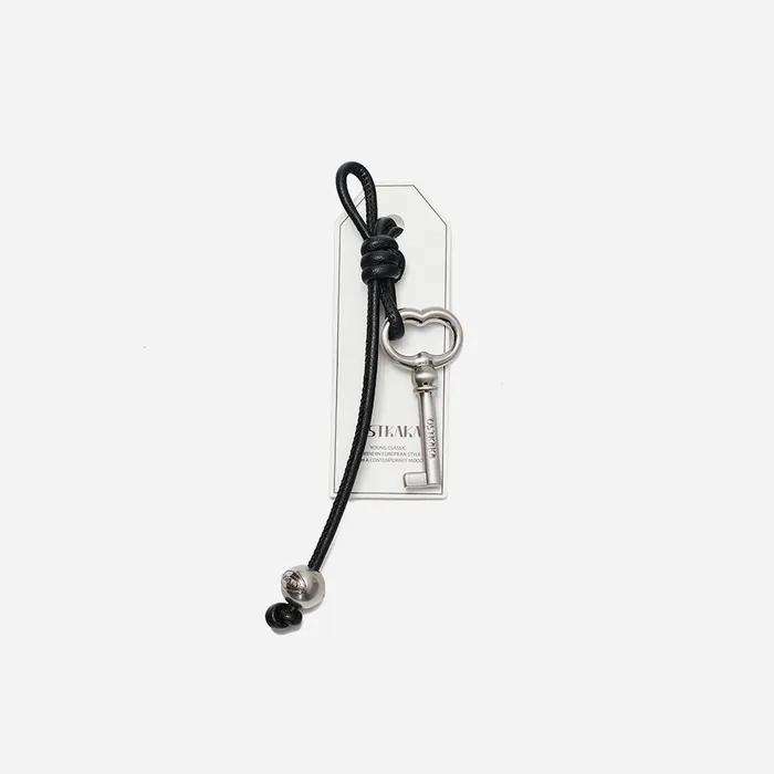 볼 포인트 키 참 블랙