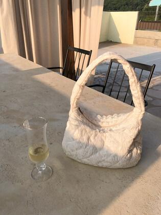 Quilted hobo bag - satin ivory