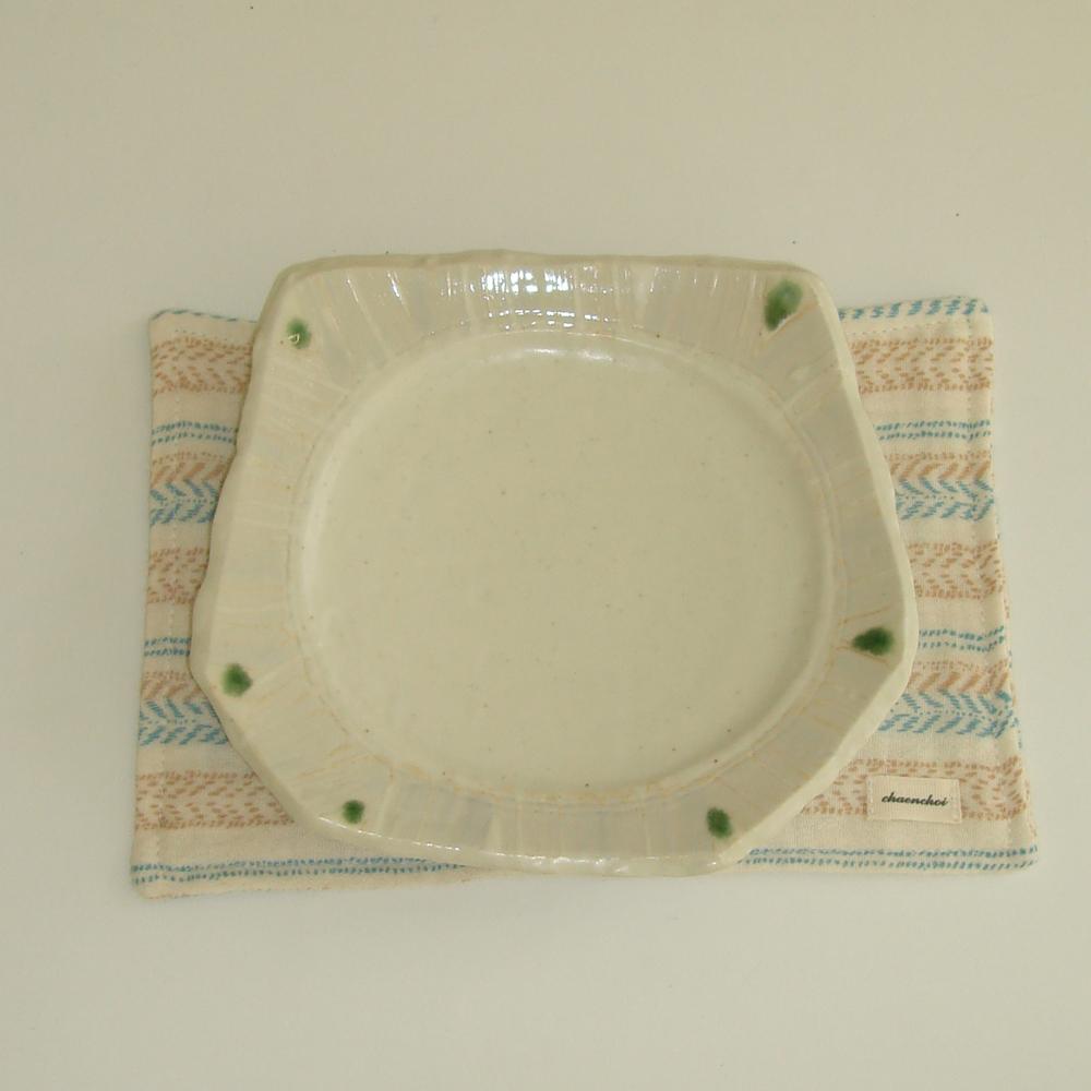 moss plate