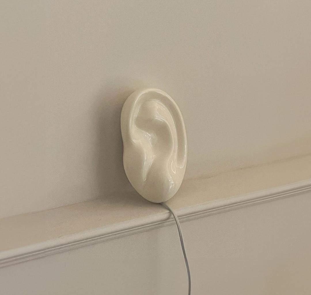 Ear lamp