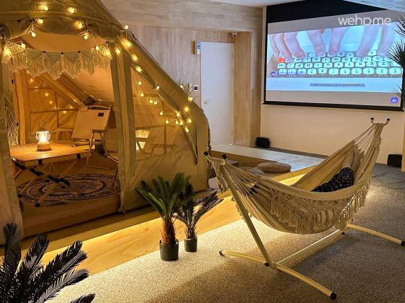 도심 속 플렉스 캠핑