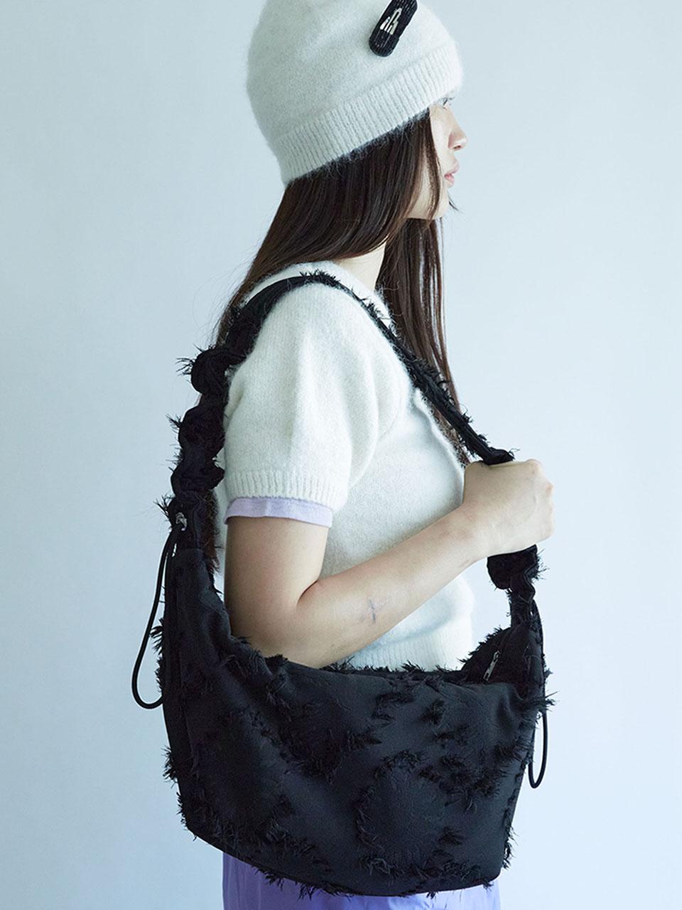 [12/16 예약배송] Porcelain bag (Medium) - Black