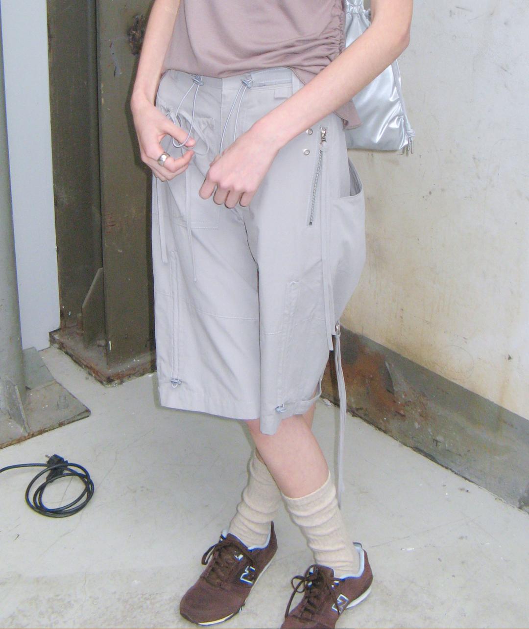 Strap Trimming Cargo Pants [Gray]