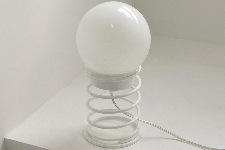 Moon Spiral Table Lamp White