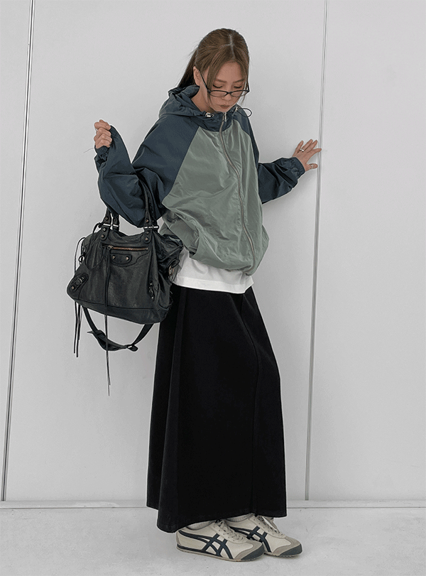 블랙업 로미루 슬릿 코튼 롱스커트