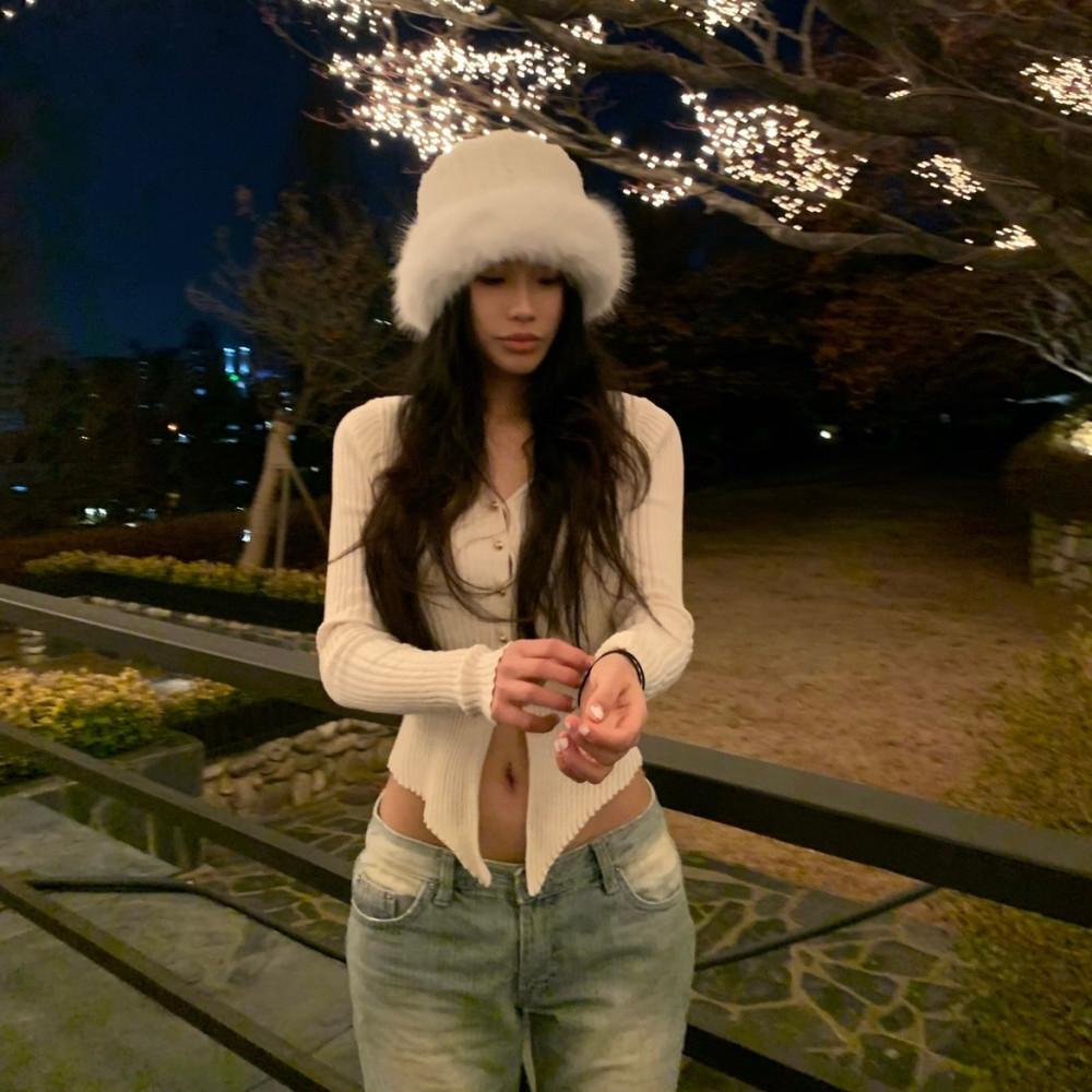 플로랄 절개 가디건